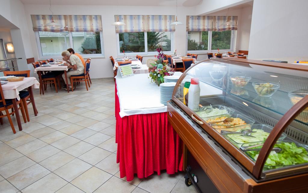 Villa Vinka Tucepi Bagian luar foto
