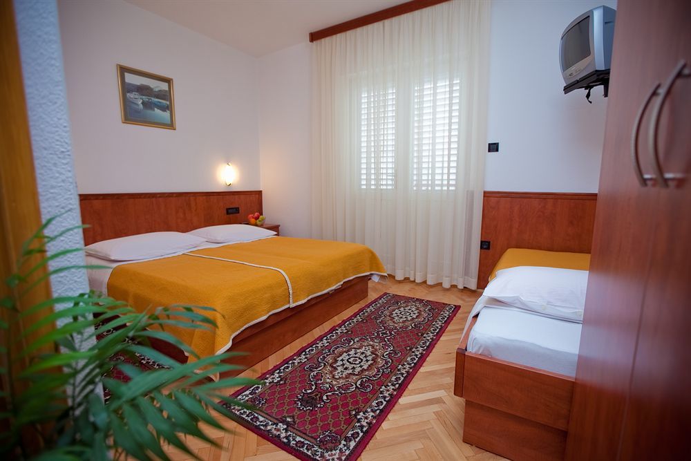 Villa Vinka Tucepi Bagian luar foto