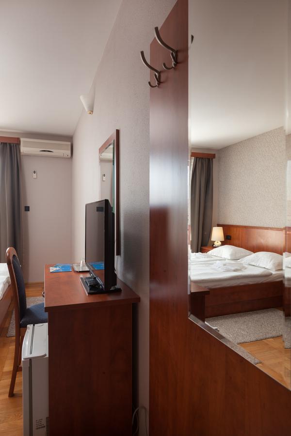 Villa Vinka Tucepi Bagian luar foto