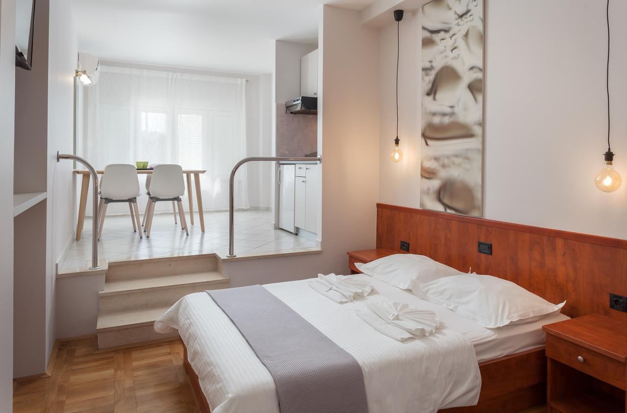 Villa Vinka Tucepi Bagian luar foto