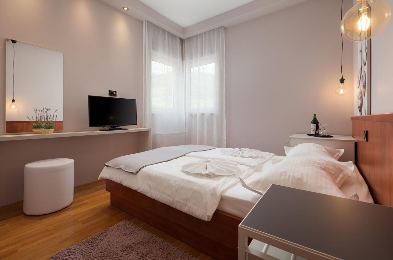 Villa Vinka Tucepi Bagian luar foto