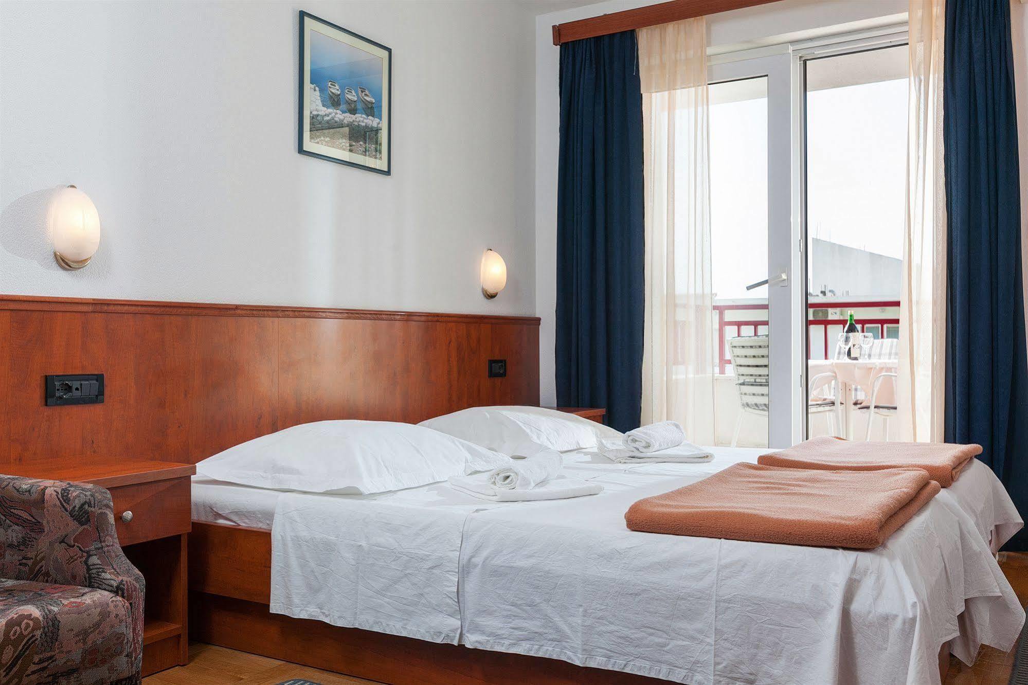 Villa Vinka Tucepi Bagian luar foto