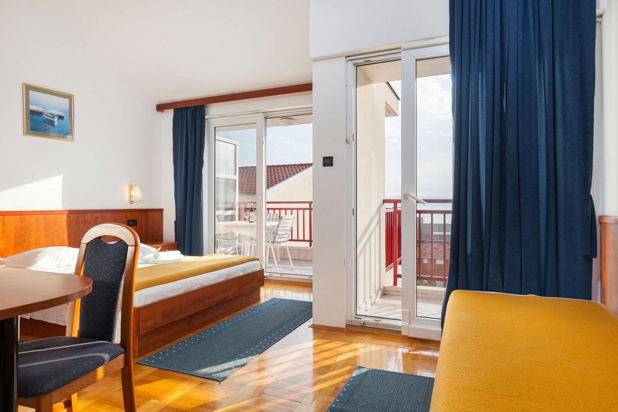 Villa Vinka Tucepi Bagian luar foto