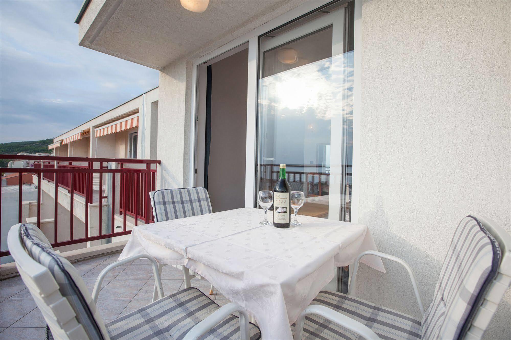 Villa Vinka Tucepi Bagian luar foto