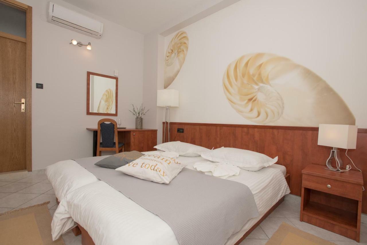Villa Vinka Tucepi Bagian luar foto